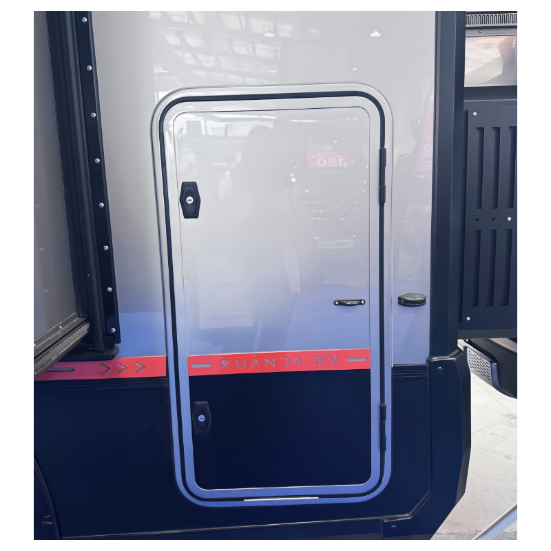 Luggage - Замененная на заводе алюминиевая дверца багажного